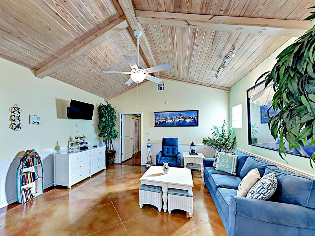 Sail Away At Pirate'S Bay Unit 113 Apartamento Port Aransas Exterior foto