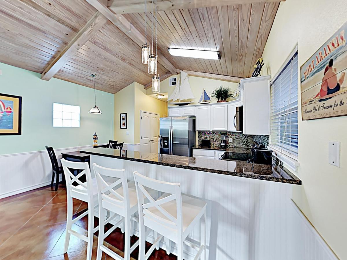 Sail Away At Pirate'S Bay Unit 113 Apartamento Port Aransas Exterior foto